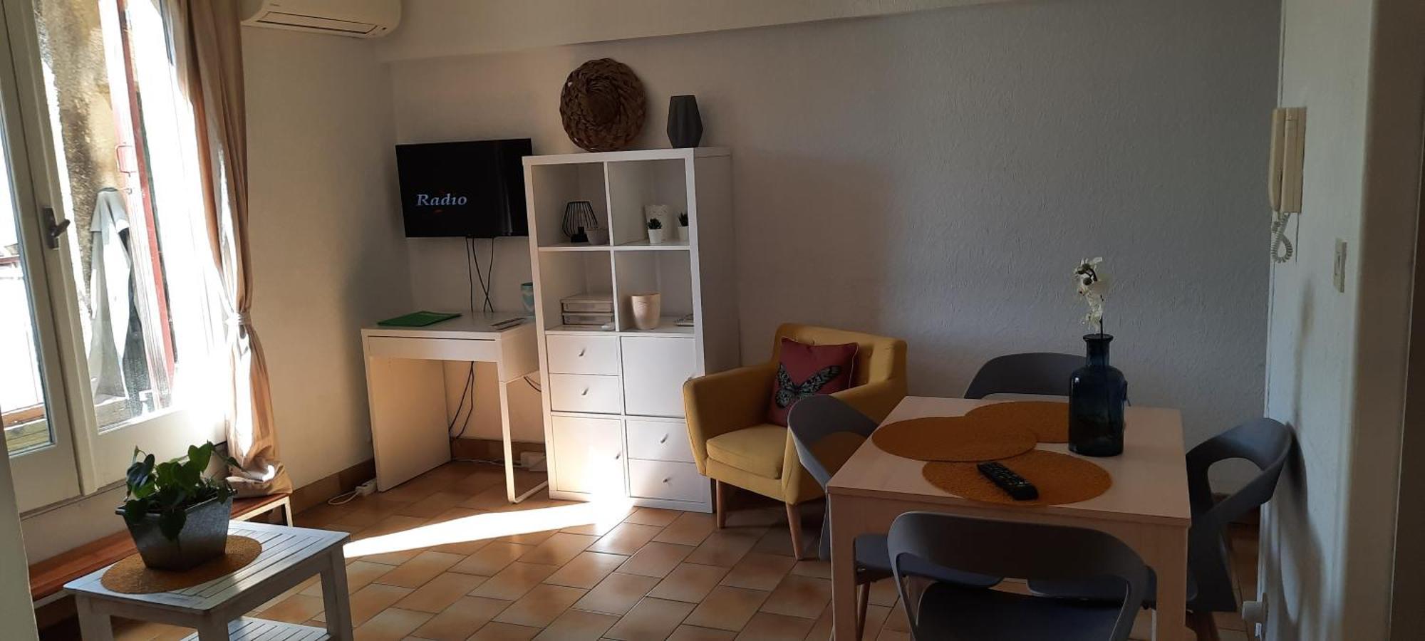 Appartement Climatise Avec Terrasse Au Coeur De Nyons Dış mekan fotoğraf
